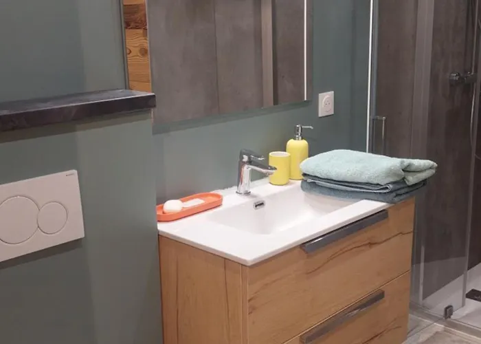 Des Dents De Lanfon Apartamento